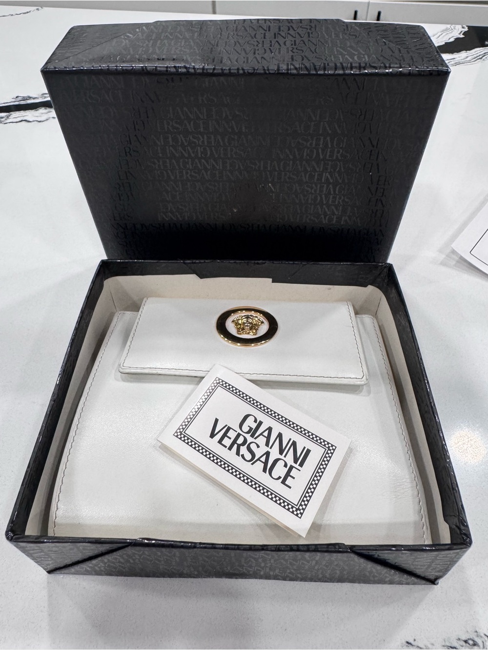 Vintage Gianni Versace White Leather Medusa Wallet w/ Box COA